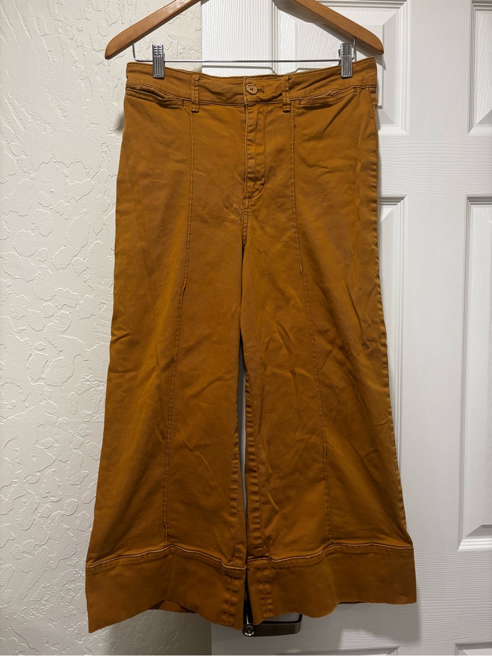 Anthropologie Wide-Leg cropped Pants in Mustard